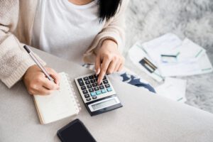 Warum Du Dich trotz Umsatz unsicher fühlst und wie Du mit klarer Finanzplanung endlich Stabilität in Dein Business bringst.